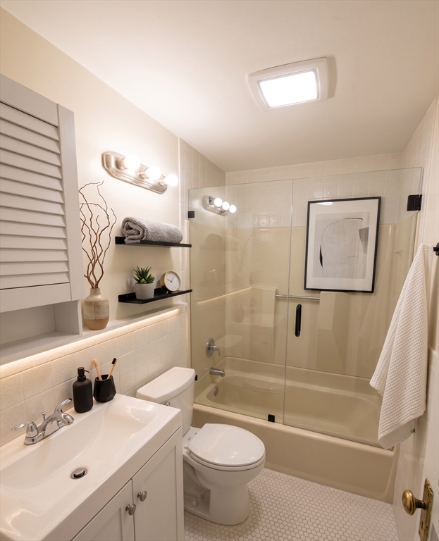 46 Orkney Road, Unit 2 Boston, MA 02135 - Photo 5 of 6