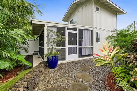 $2,295,000 | 531 Kaiemi Street, Kailua, HI 96734