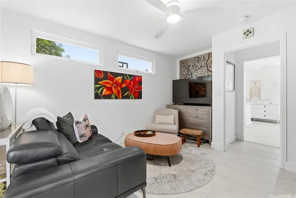 $2,295,000 | 531 Kaiemi Street, Kailua, HI 96734