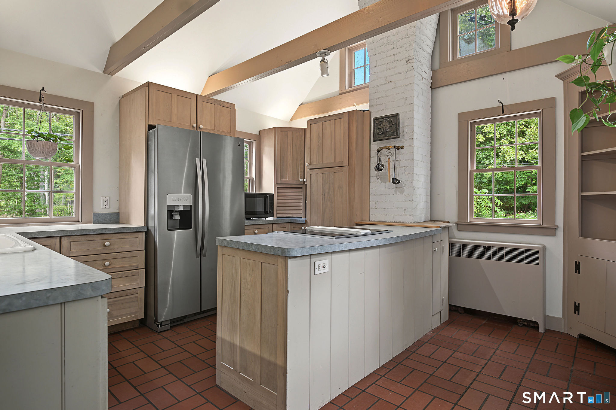 150 Race Hill Road Madison, CT 06443 - Photo 18 of 40 Charming Kitchen.