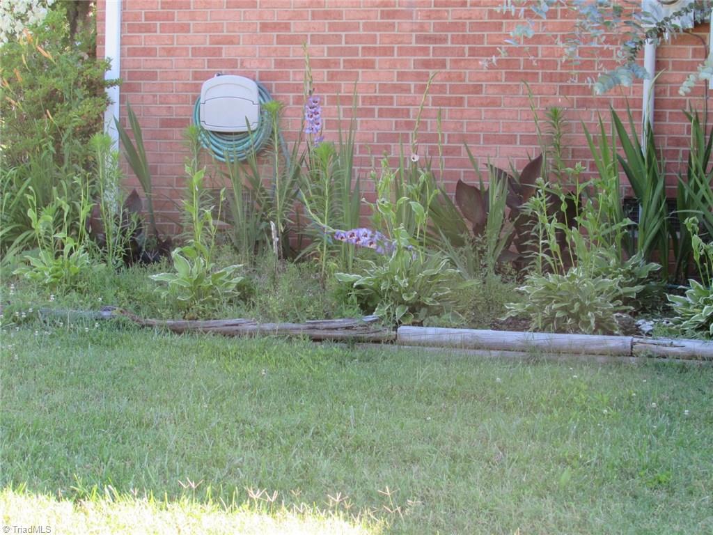 3046 Pleasant Ridge Road Summerfield, NC 27358 - Photo 18 of 22