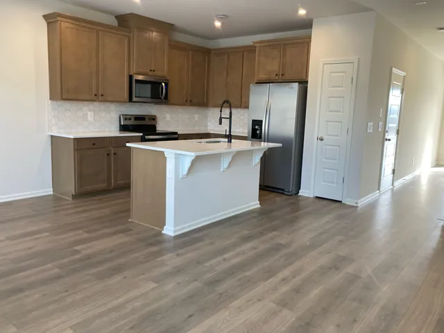 $2,000 | 5086 Dayflower Drive, Hermitage, TN 37076