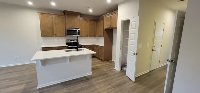 $2,000 | 5086 Dayflower Drive, Hermitage, TN 37076