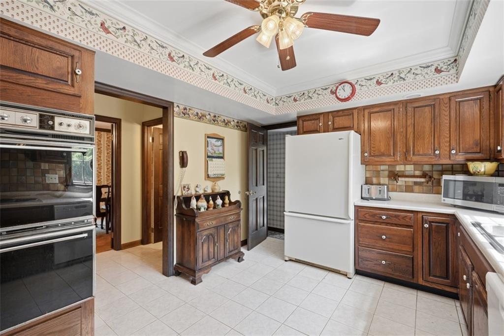 204 Shafer Road Coraopolis, PA 15108 - Photo 17 of 49