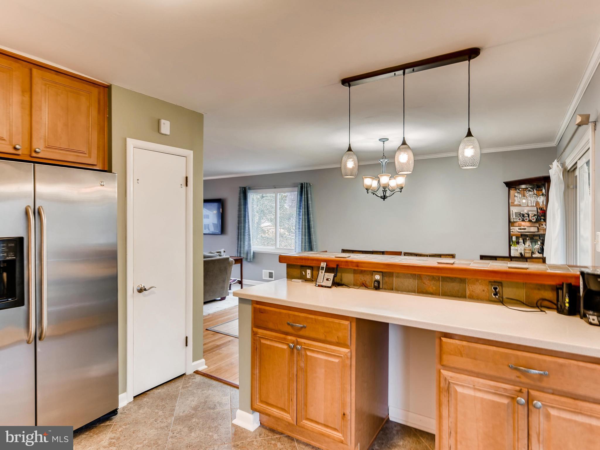 425 Crosby Road Baltimore, MD 21228 - Photo 11 of 31
