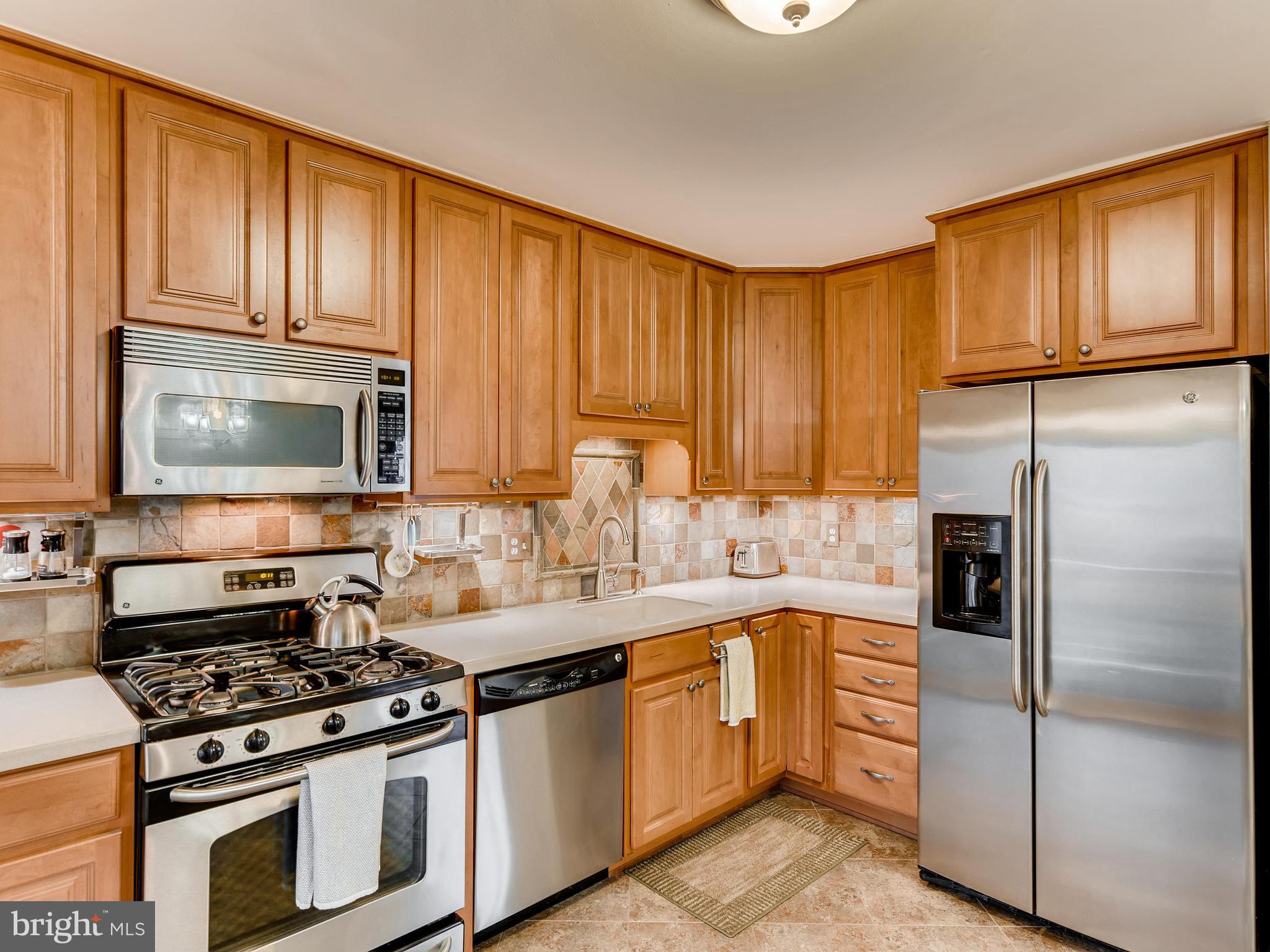 425 Crosby Road Baltimore, MD 21228 - Photo 10 of 31