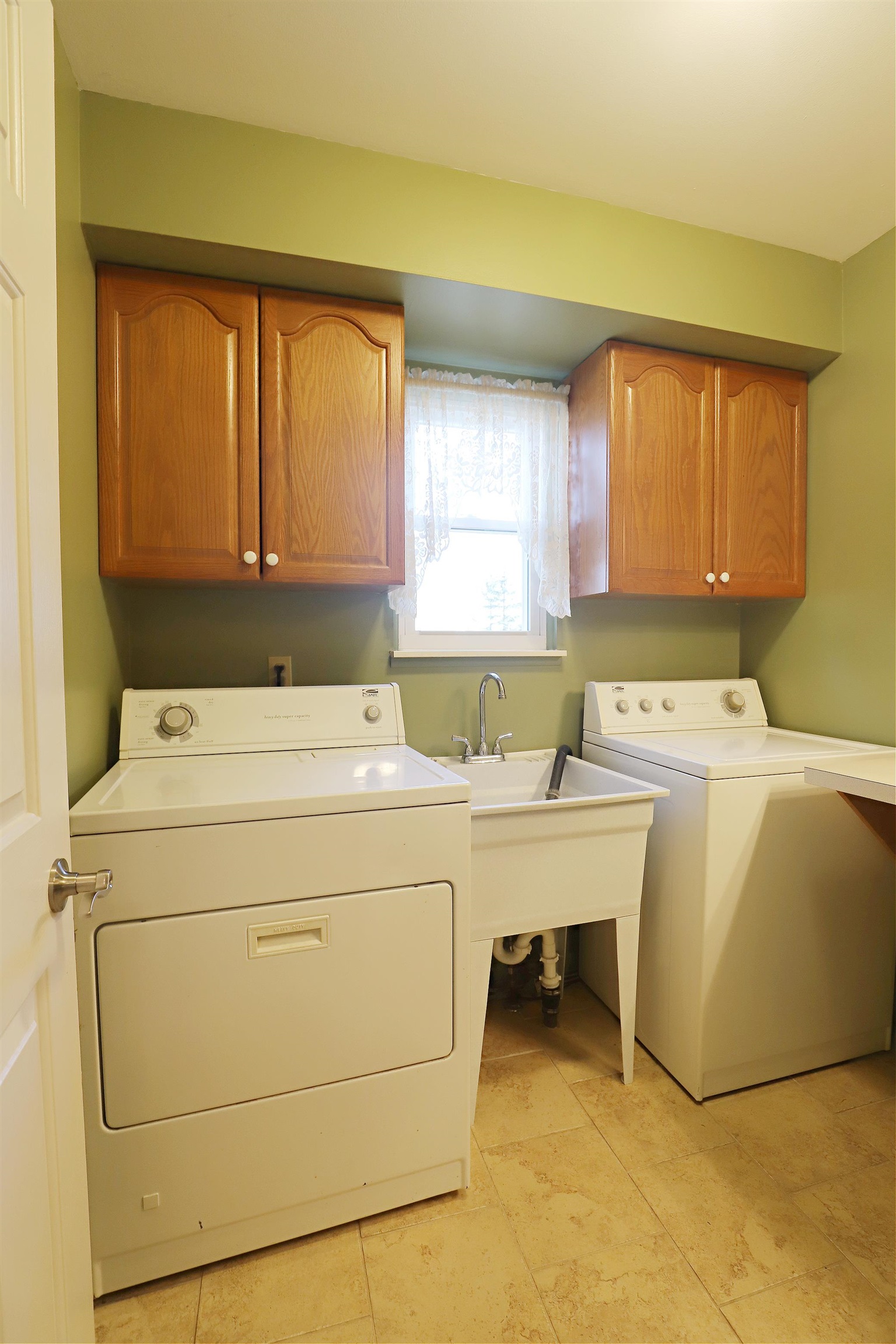 6280 East River Road Flushing, MI 48433 - Photo 17 of 42