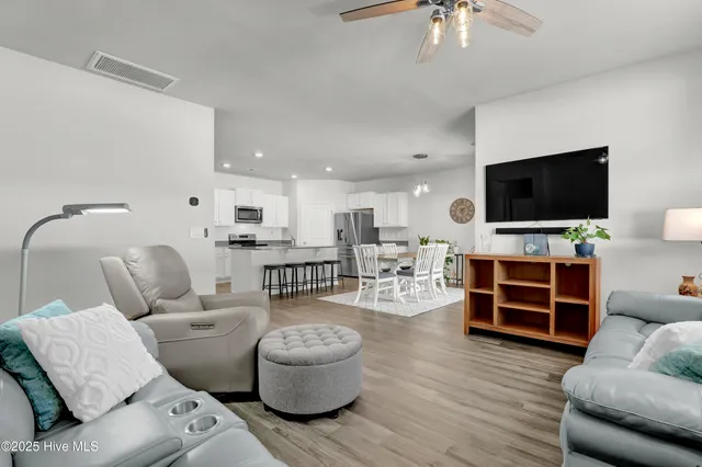 $339,000 | 1442 Evergreen Forest Drive Southeast, Bolivia, NC 28422