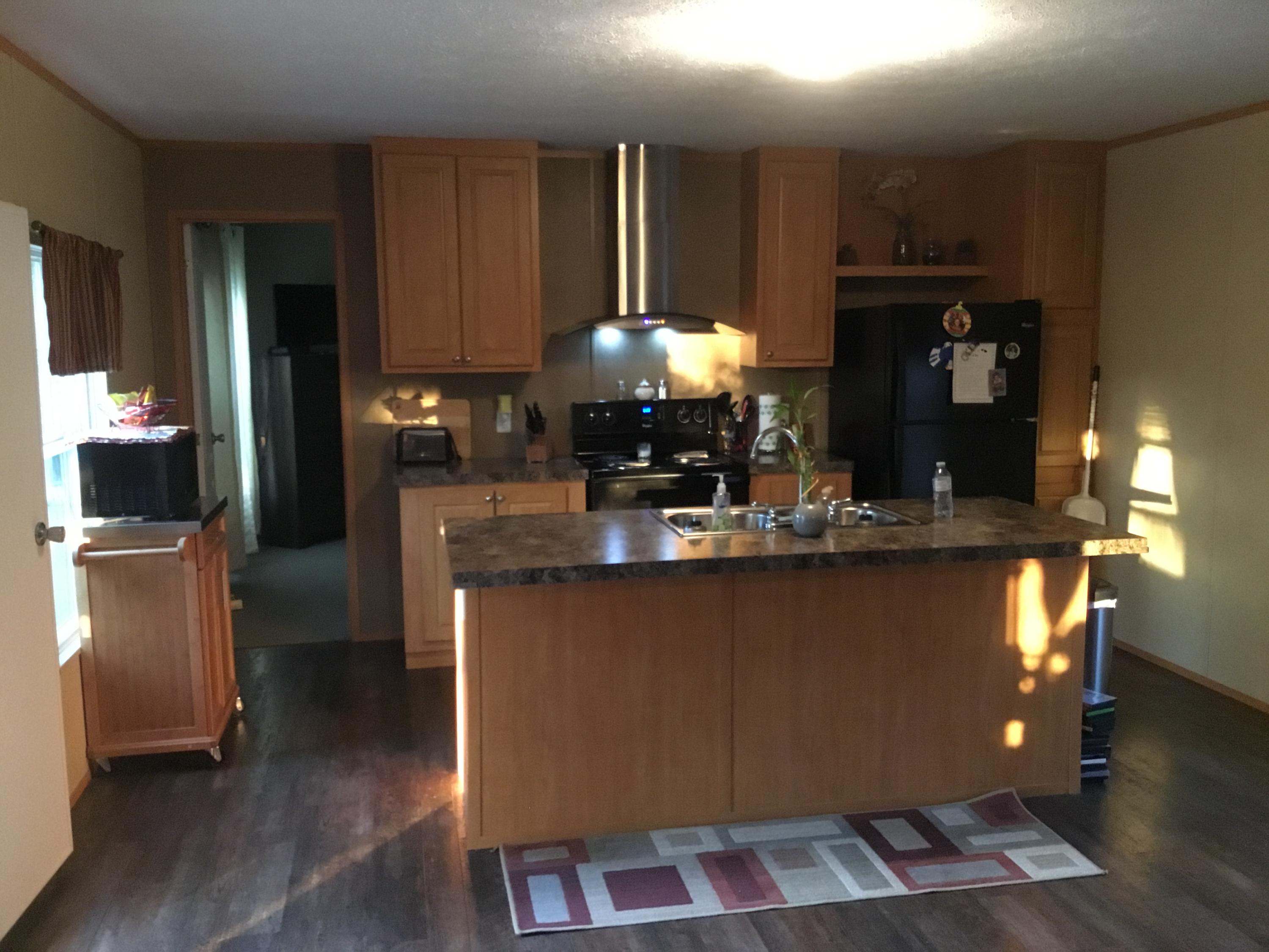 652 Johnson Road Kodak, TN 37764 - Photo 14 of 27 Kitchen
