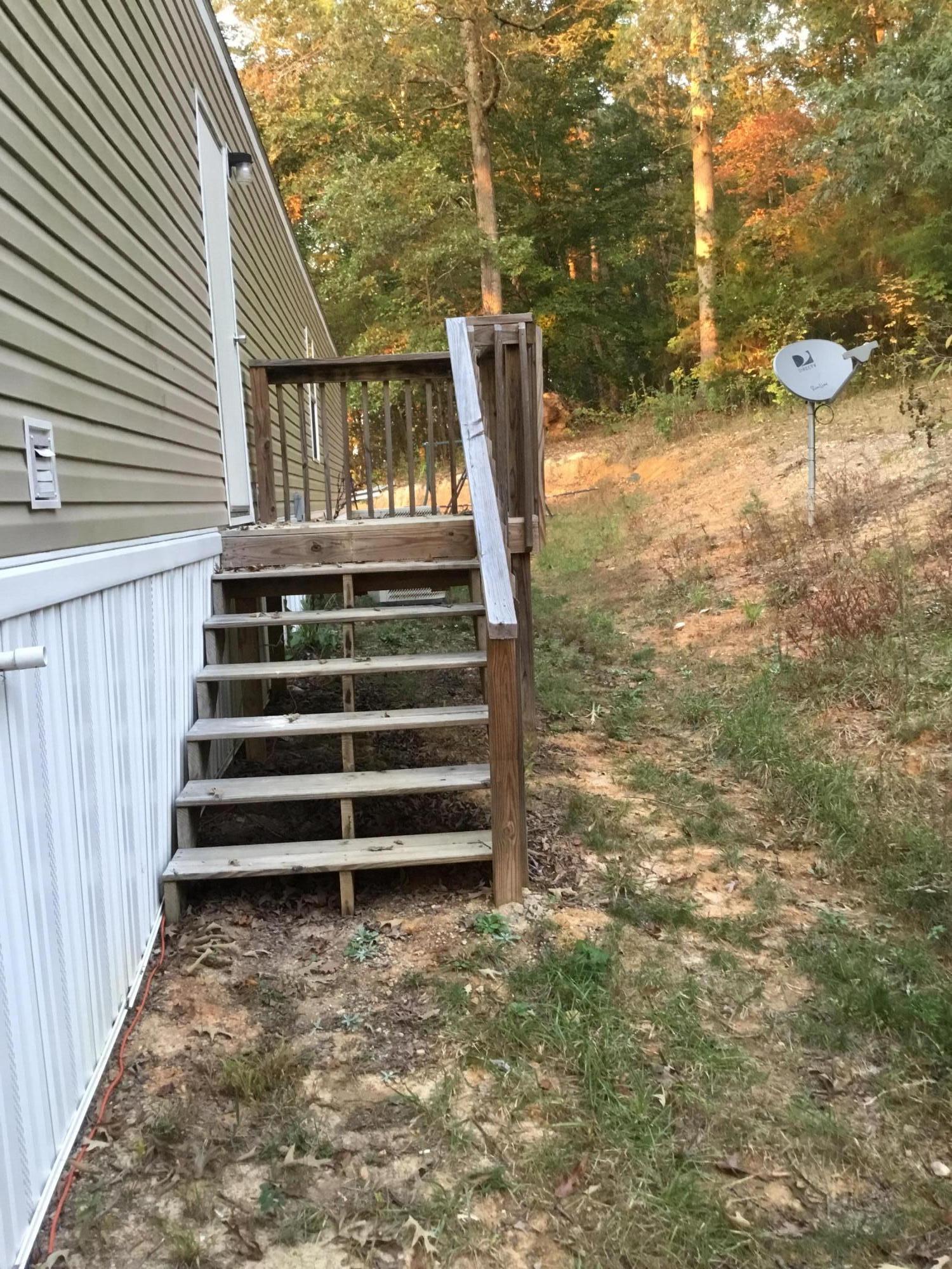 652 Johnson Road Kodak, TN 37764 - Photo 4 of 27 Back Entrance
