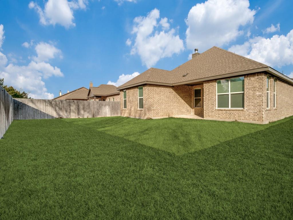 3225 Greymoore Drive Anna, TX 75409 - Photo 3 of 16 a view of a house with a yard