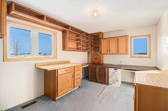 $365,000 | 29490 221st Avenue, Belle Plaine, MN 56011