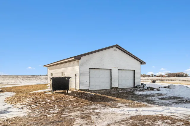 $365,000 | 29490 221st Avenue, Belle Plaine, MN 56011