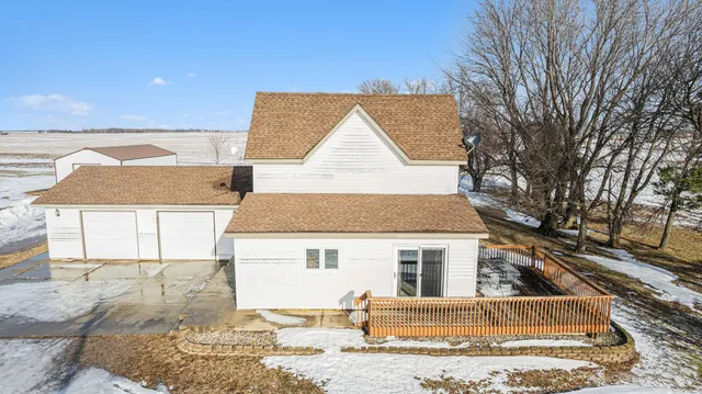 $365,000 | 29490 221st Avenue, Belle Plaine, MN 56011