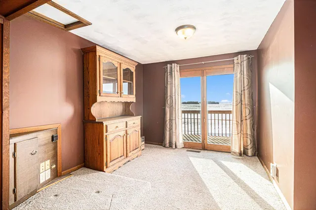 $365,000 | 29490 221st Avenue, Belle Plaine, MN 56011