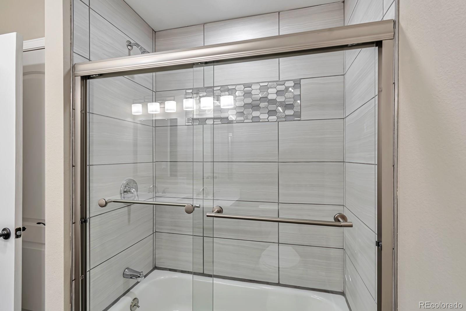 5487 South Cimarron Road Littleton, CO 80123 - Photo 20 of 29 Gallery Image 20