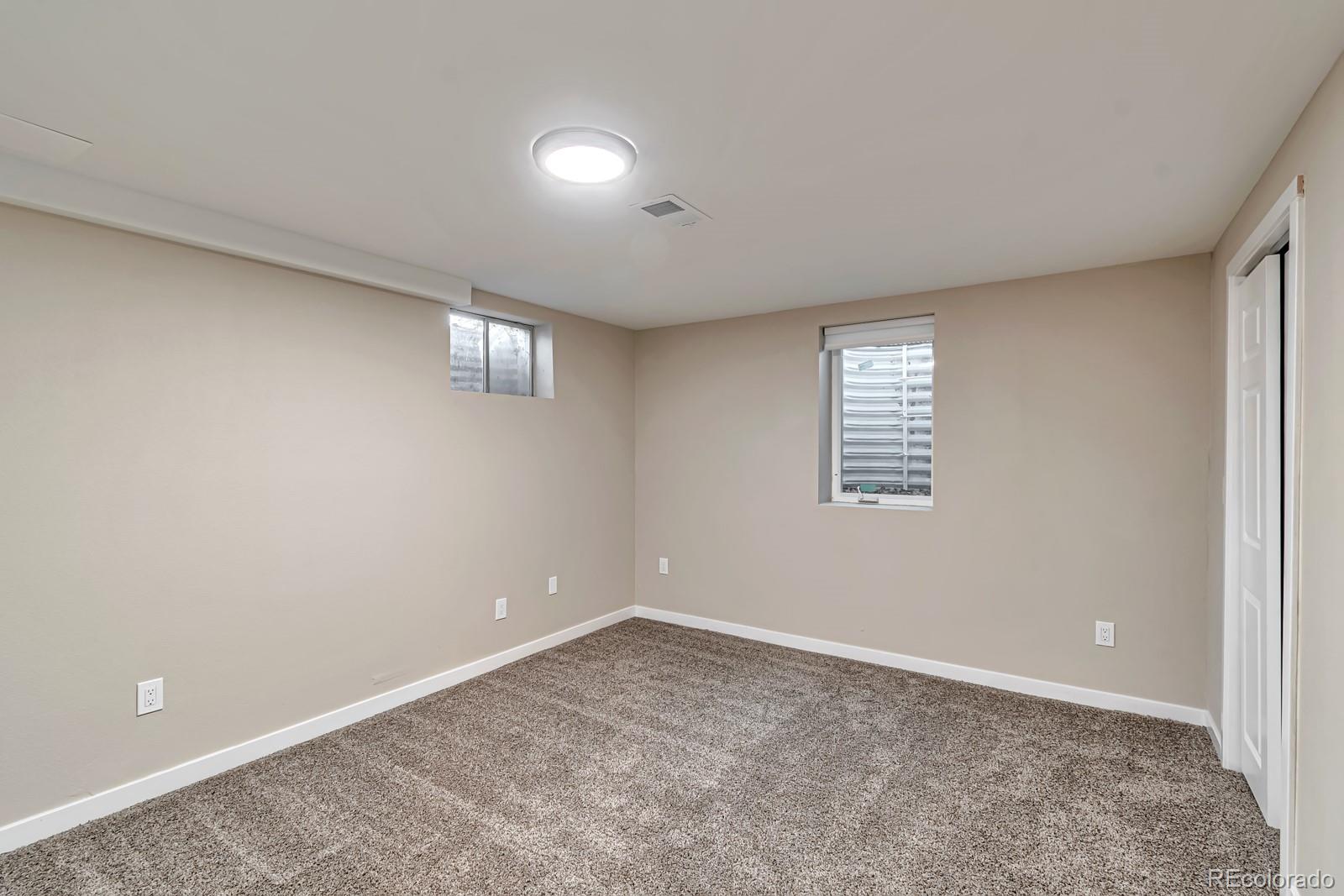 5487 South Cimarron Road Littleton, CO 80123 - Photo 24 of 29 Gallery Image 24