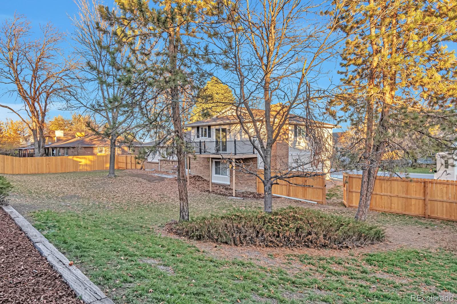 5487 South Cimarron Road Littleton, CO 80123 - Photo 3 of 29 Gallery Image 3