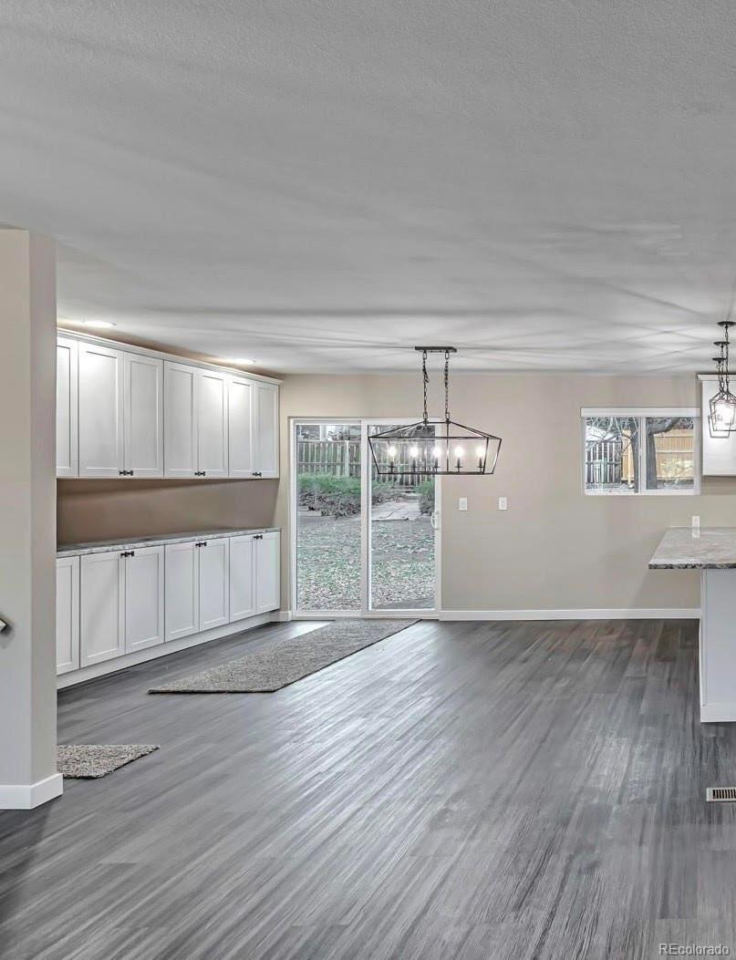 5487 South Cimarron Road Littleton, CO 80123 - Photo 8 of 29 Gallery Image 8