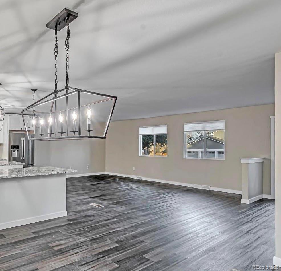 5487 South Cimarron Road Littleton, CO 80123 - Photo 9 of 29 Gallery Image 9