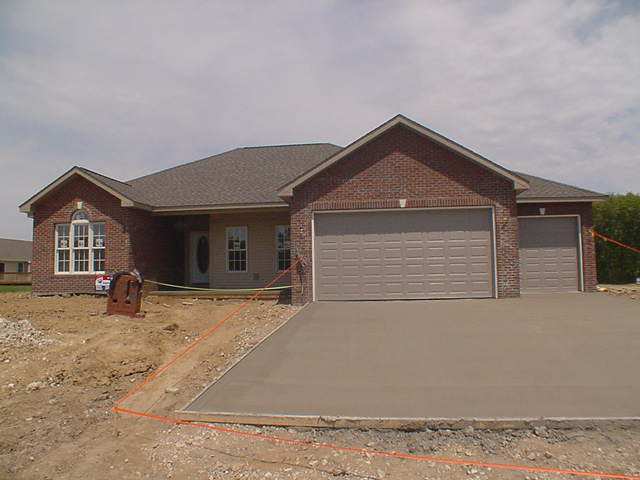 5905 Charleston Road Peoria, IL 61607 - Photo 1 of 1