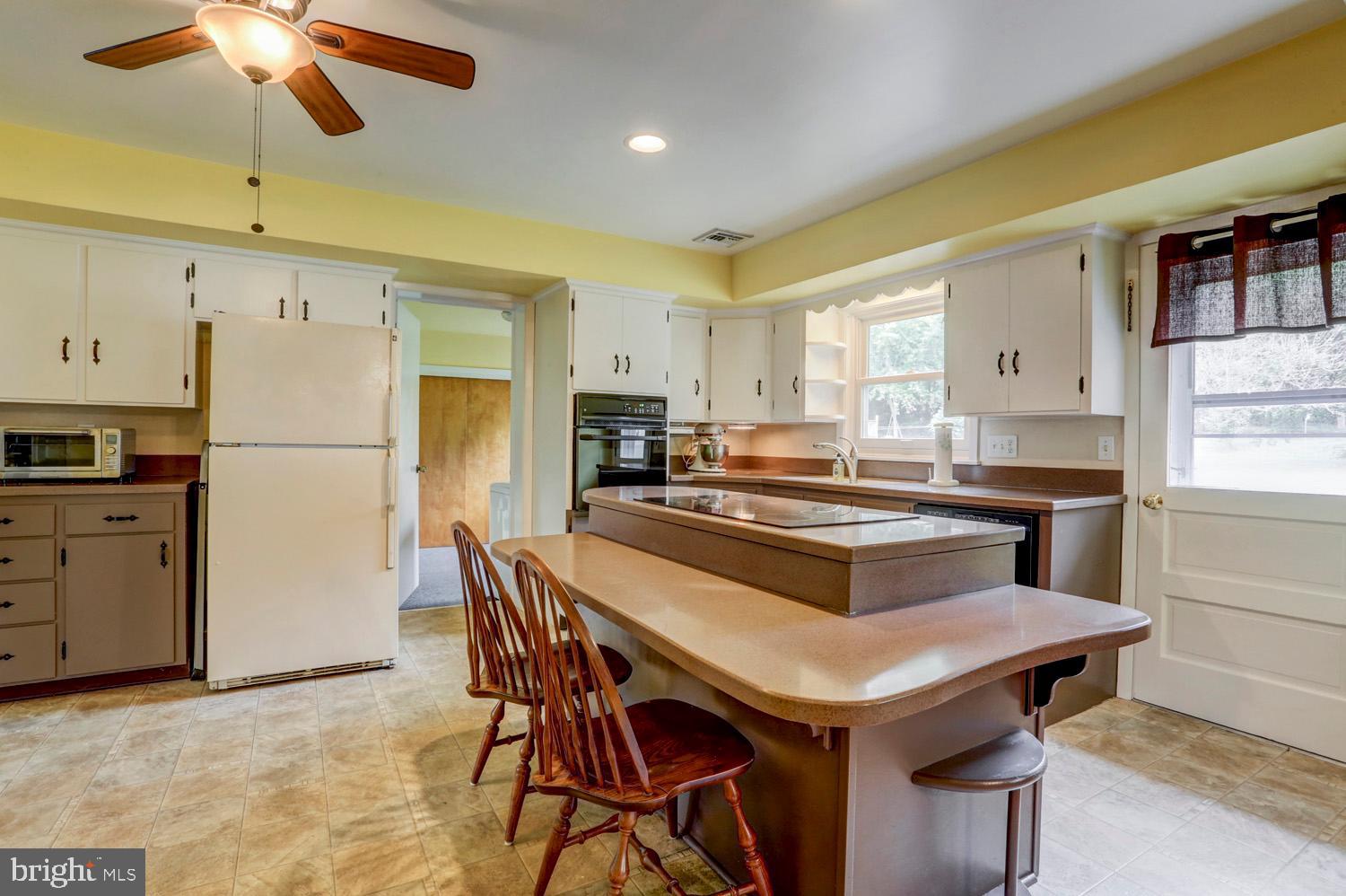 371 East Roseville Road Lancaster, PA 17601 - Photo 20 of 44 Gallery Image 20