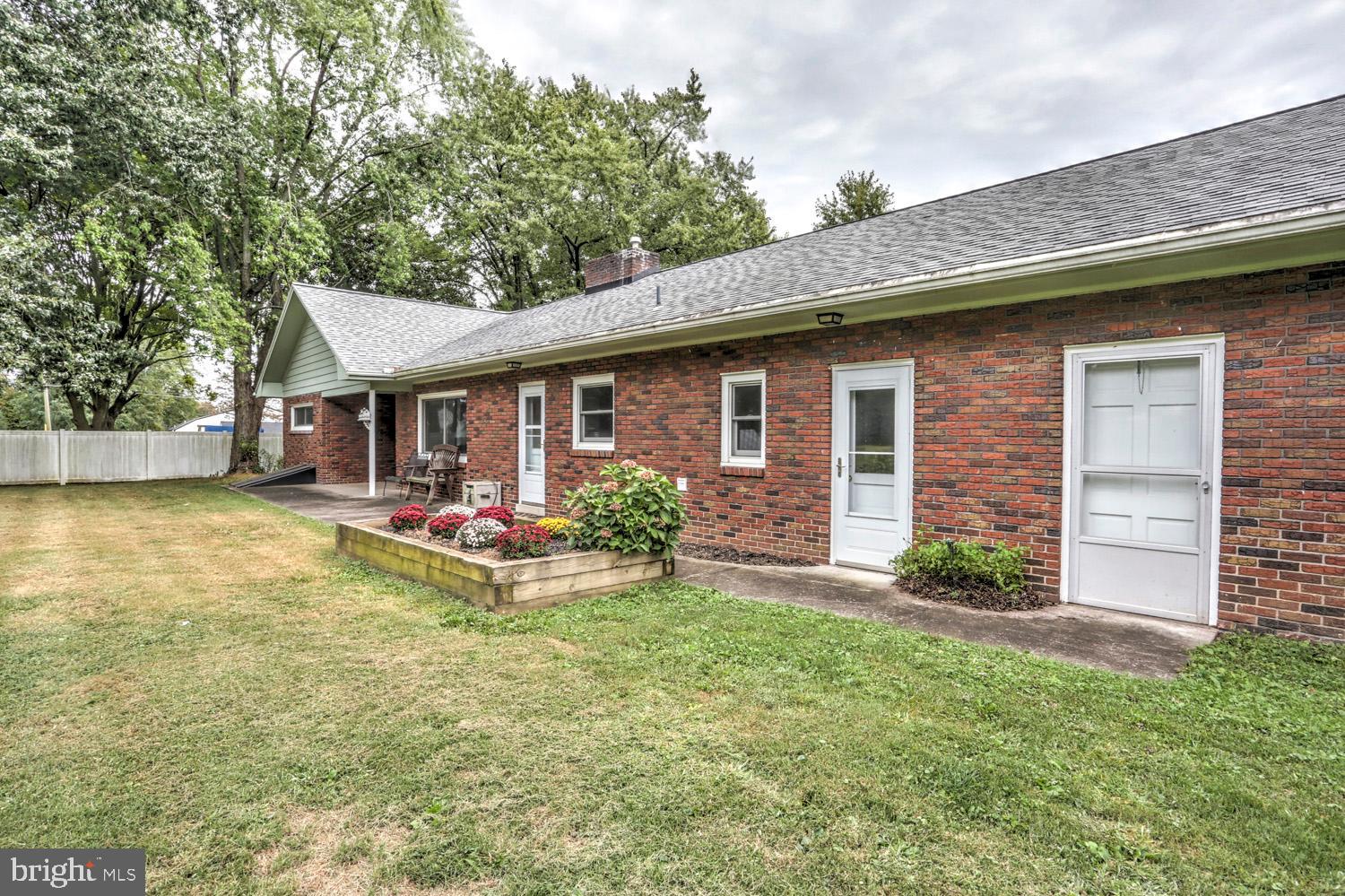 371 East Roseville Road Lancaster, PA 17601 - Photo 8 of 44 Gallery Image 8