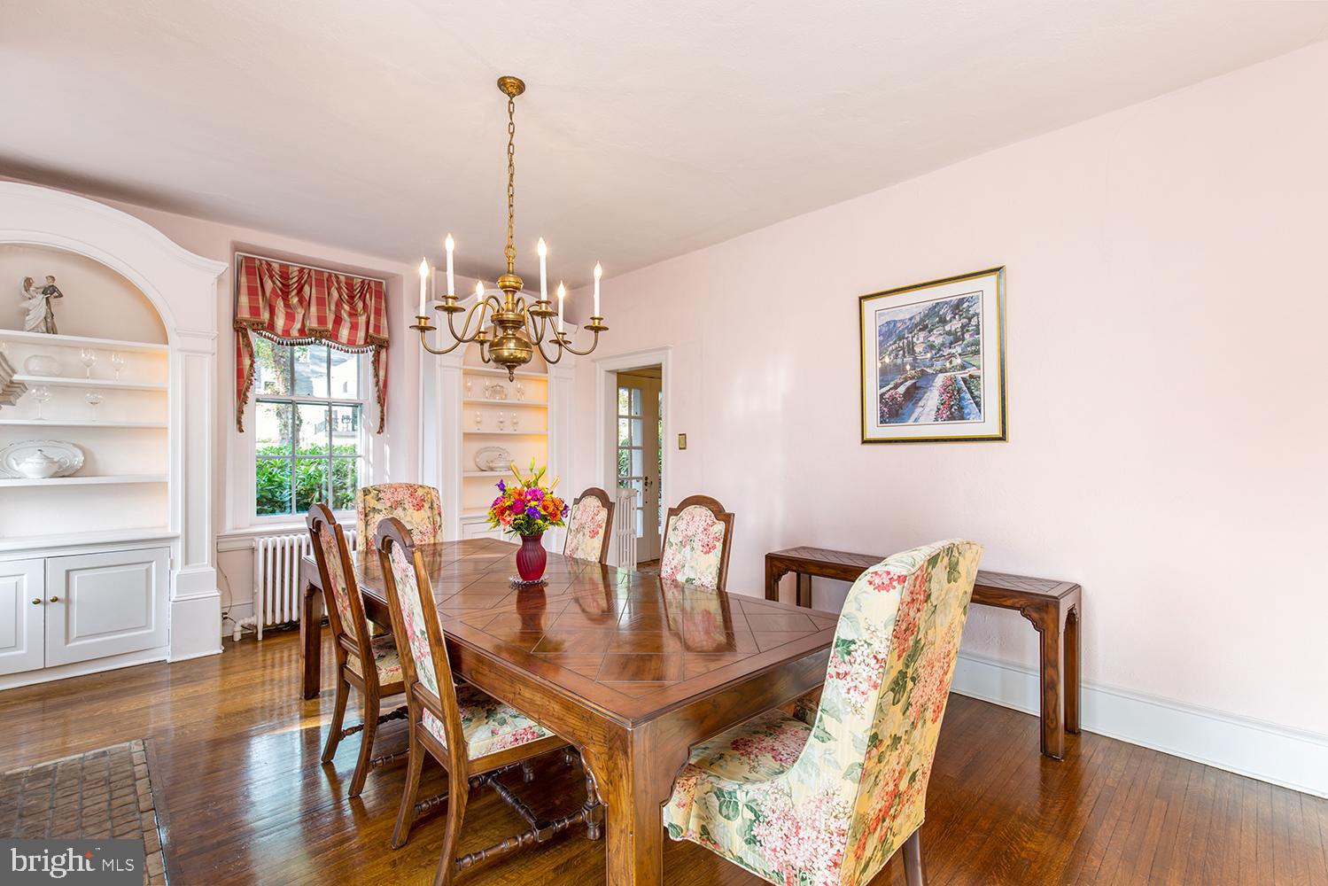 16 Golfview Road Doylestown, PA 18901 - Photo 14 of 36 Dining Room