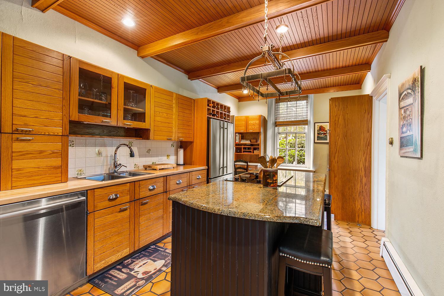 16 Golfview Road Doylestown, PA 18901 - Photo 17 of 36 Kitchen