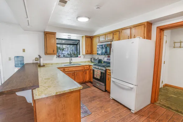 $499,900 | 1018 Feather Mountain Drive, Big Bear City, CA 92314