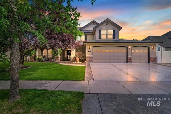 $850,000 | 456 West Bear Track Drive, Meridian, ID 83642