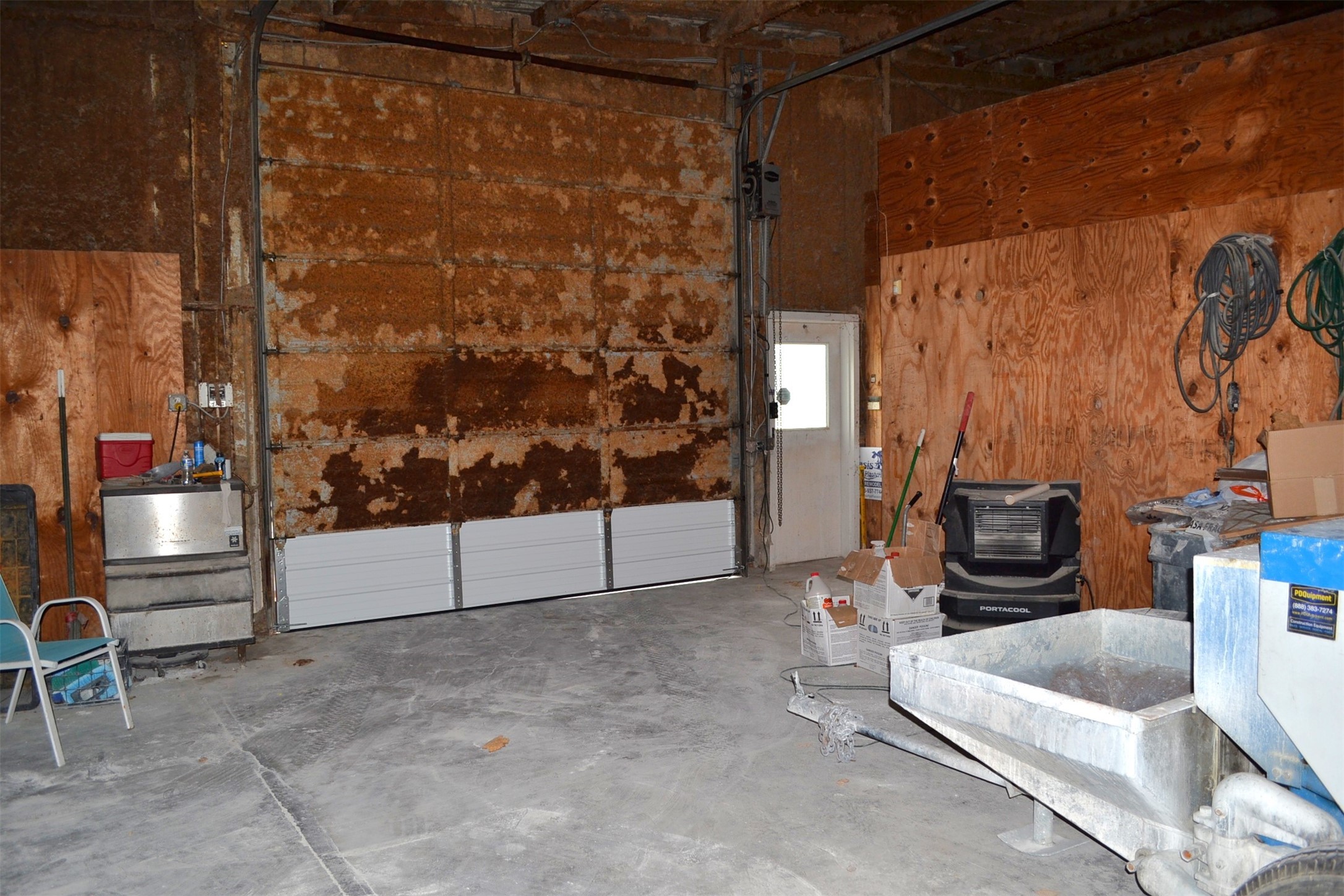12122 Knigge Cemetery Road Cypress, TX 77429 - Photo 34 of 48 a living room with furniture and a gate
