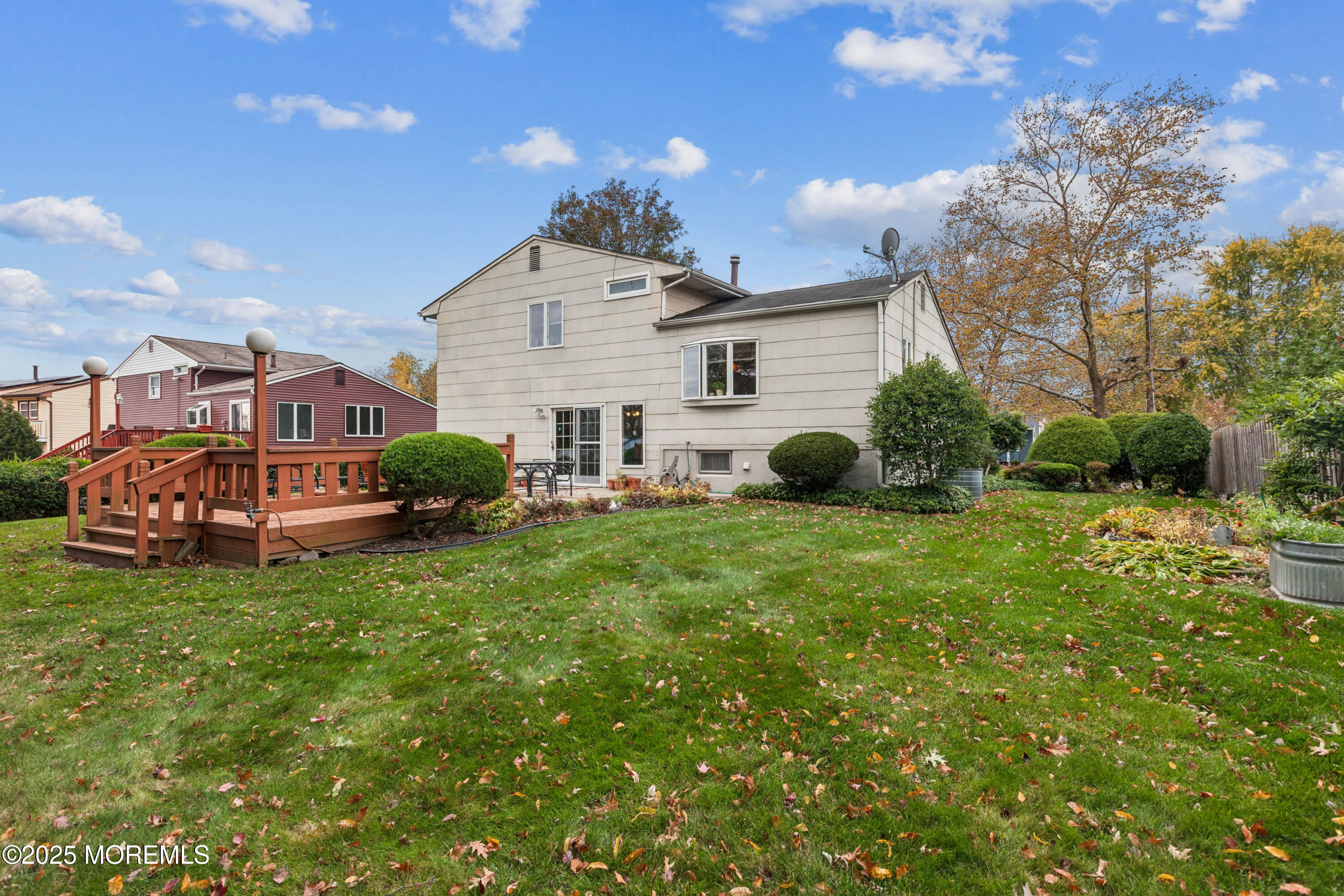1 Hansen Road Old Bridge, NJ 08857 - Photo 24 of 25 a view of a house with backyard and garden