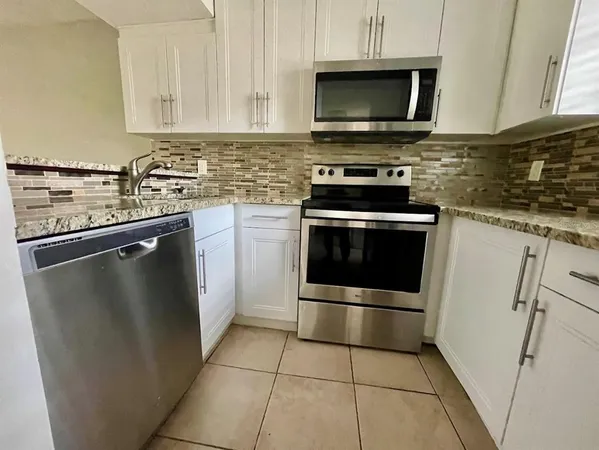 $1,600 | 2625 Highway 590, Unit 1713, Clearwater, FL 33759
