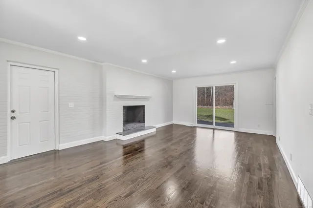 $599,900 | 159 Tom Swamp Road, Hamden, CT 06518