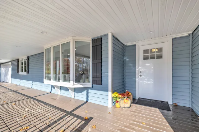 $599,900 | 159 Tom Swamp Road, Hamden, CT 06518