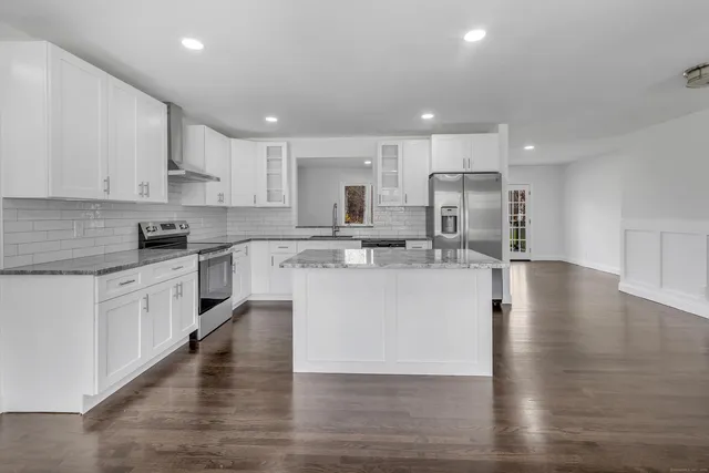 $599,900 | 159 Tom Swamp Road, Hamden, CT 06518