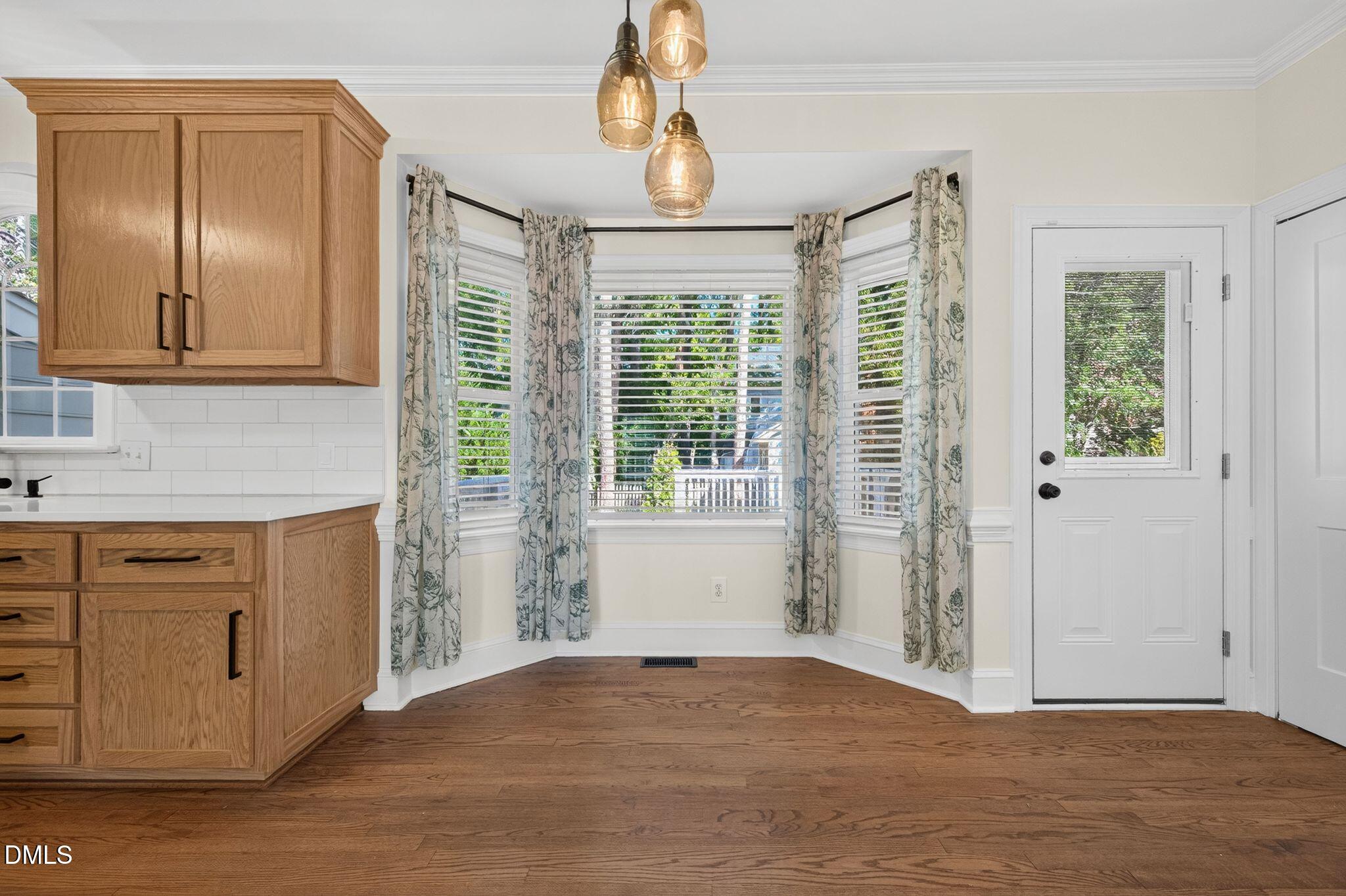 7105 Glendower Road Raleigh, NC 27613 - Photo 10 of 46 Bay Window 1