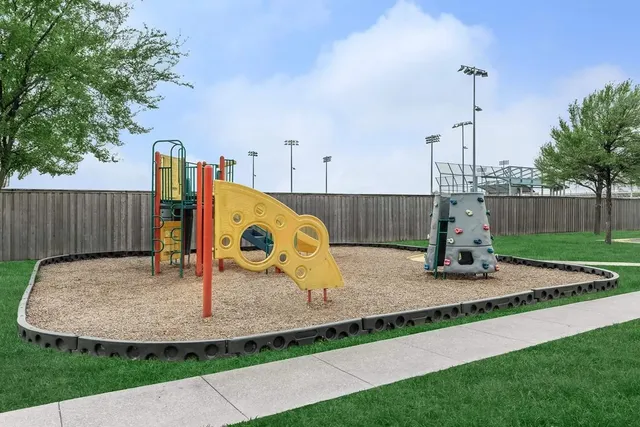 $1,063 | 4101 Delafield Lane, Dallas, TX 75227