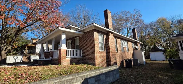 $1,675 | 809 Dillard Street, Greensboro, NC 27403