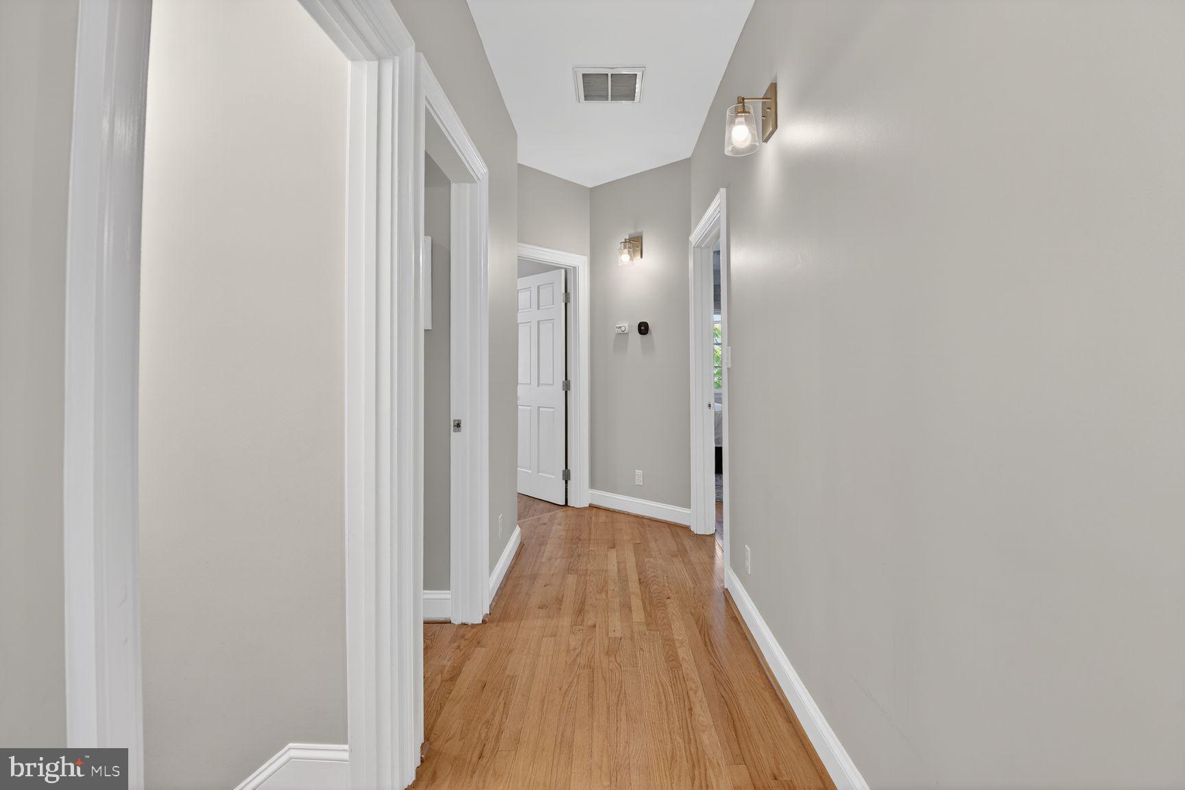 5909 Madawaska Road Bethesda, MD 20816 - Photo 26 of 49