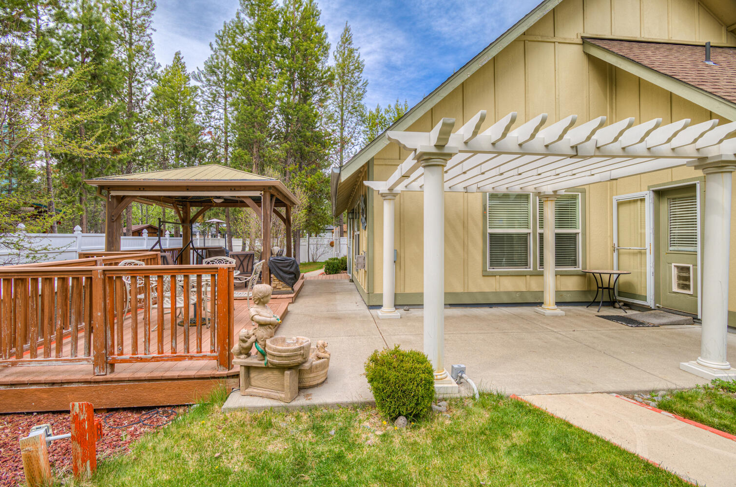 55819 Osprey Road Bend, OR 97707 - Photo 31 of 33 55819 Osprey Rd., Sunriver, OR - 14