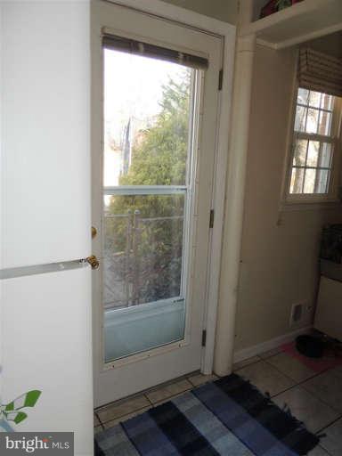 7834 Greeley Boulevard Springfield, VA 22152 - Photo 6 of 27 Interior (General)