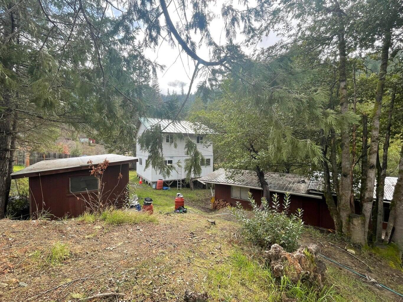 232 East Perch Creek Road Orleans, CA 95556 - Photo 2 of 14