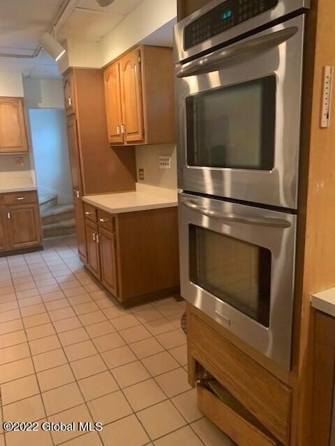 28 Tudor Road Albany, NY 12203 - Photo 12 of 49 wall ovens