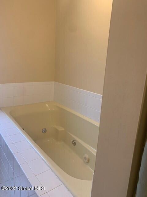 28 Tudor Road Albany, NY 12203 - Photo 23 of 49 1fl bath 2