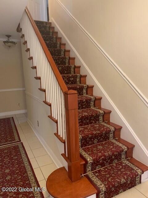 28 Tudor Road Albany, NY 12203 - Photo 24 of 49 foyer