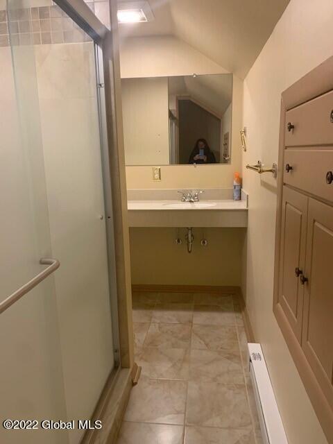 28 Tudor Road Albany, NY 12203 - Photo 35 of 49 bathroom 3