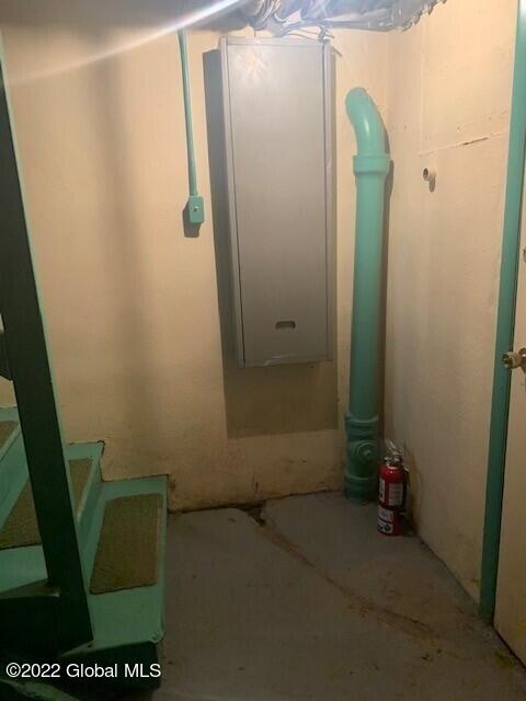 28 Tudor Road Albany, NY 12203 - Photo 44 of 49 electrical panel 1