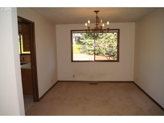 5640 Southwest Merridell Court Portland, OR 97225 - Photo 9 of 9 Gallery Image 9